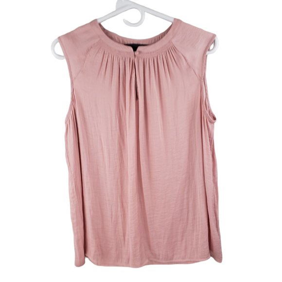 Banana Republic Tops - Banana Republic Sleeveless Blouse Size Medium